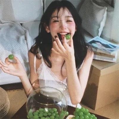 情迷希拉曼地：璀璨名姝